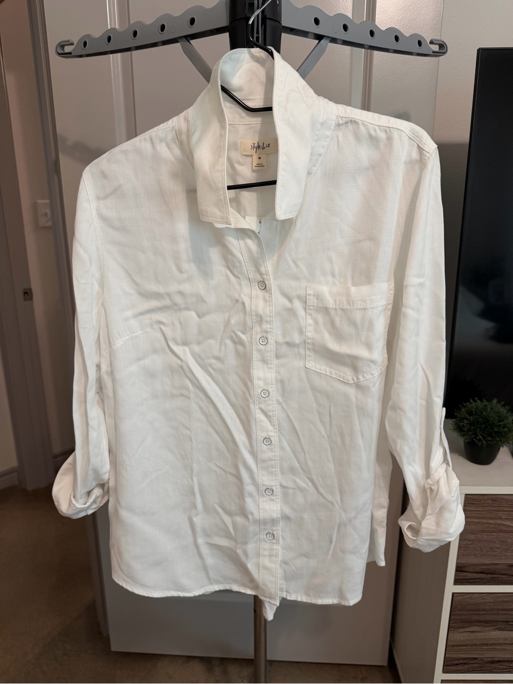 Style & Co. Women’s White Casual Button-Down Shirt